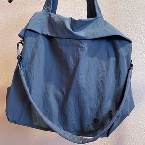 Lululemon gym bag, lavender color